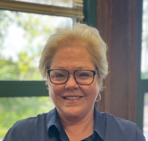 Dr. Sandra Schmitz